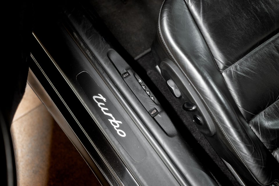 Porsche 911 Turbo 3,6 Coupé 2d