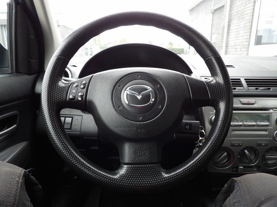 Mazda 2 1,6  5d