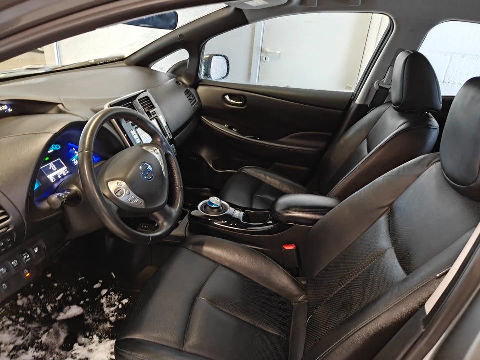 Nissan Leaf 24 Tekna 5d