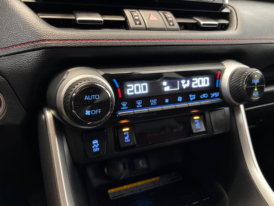 Toyota RAV4 2,5 Plug-in Hybrid H3 Comfort AWD-i Van 5d