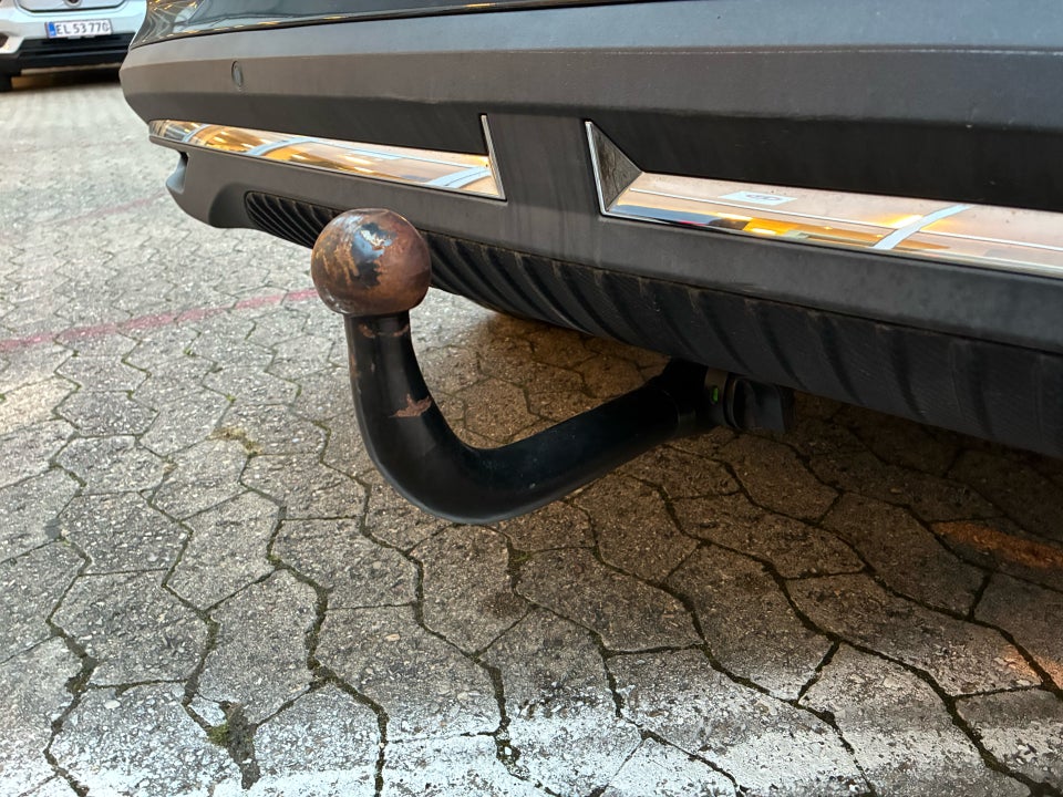 MG Marvel R Performance 5d