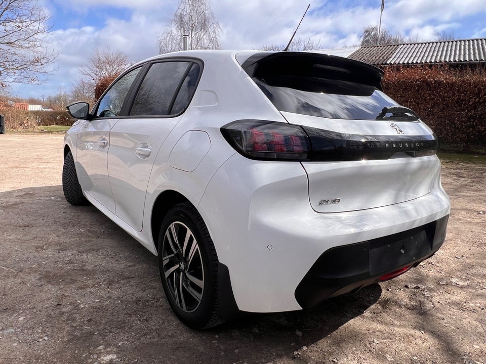 Peugeot 208 1,2 PureTech 75 Black Limited 5d