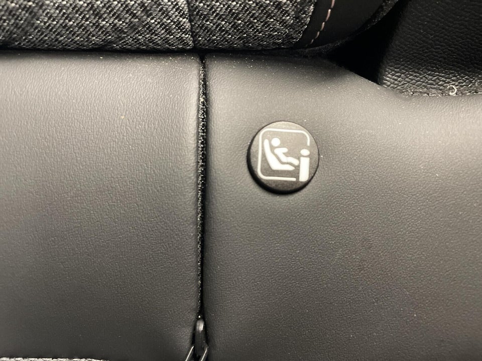 Peugeot e-2008 50 Allure 5d