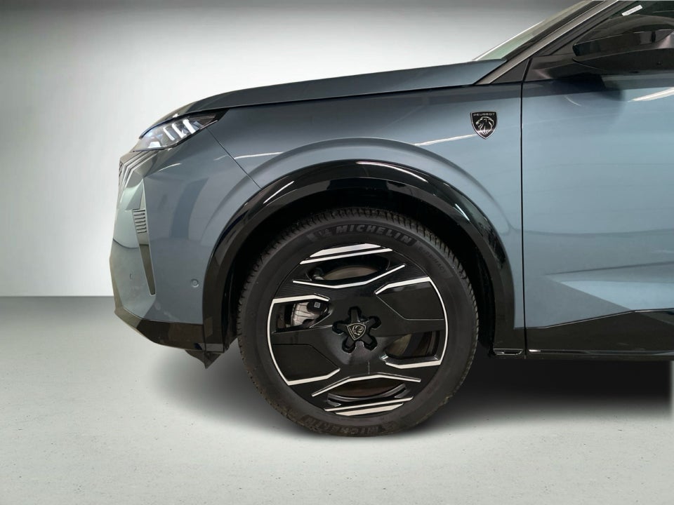 Peugeot e-5008 77 GT Pack 7prs 5d