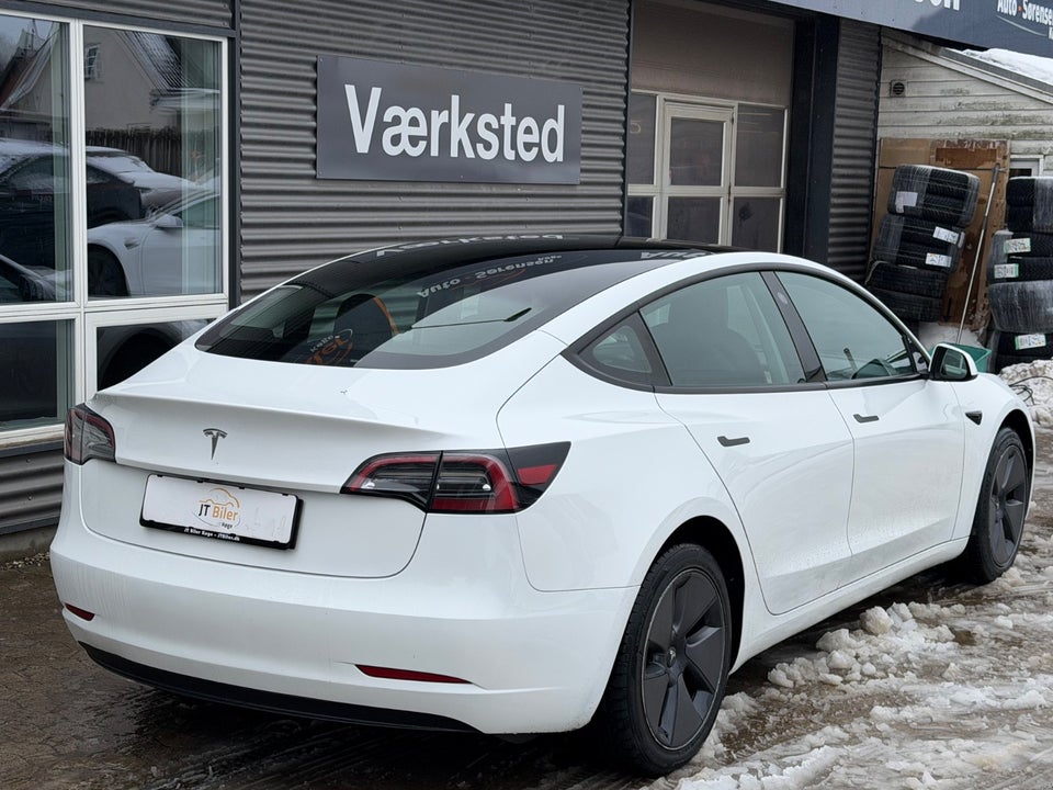 Tesla Model 3 Long Range RWD 4d