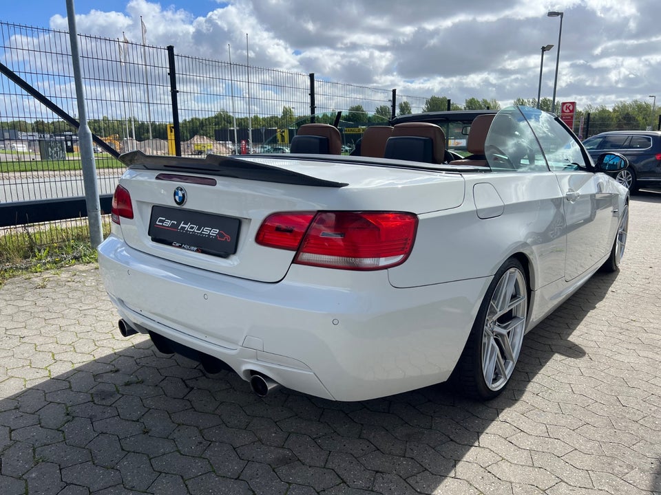 BMW 335i 3,0 Cabriolet M-Sport Steptr. 2d