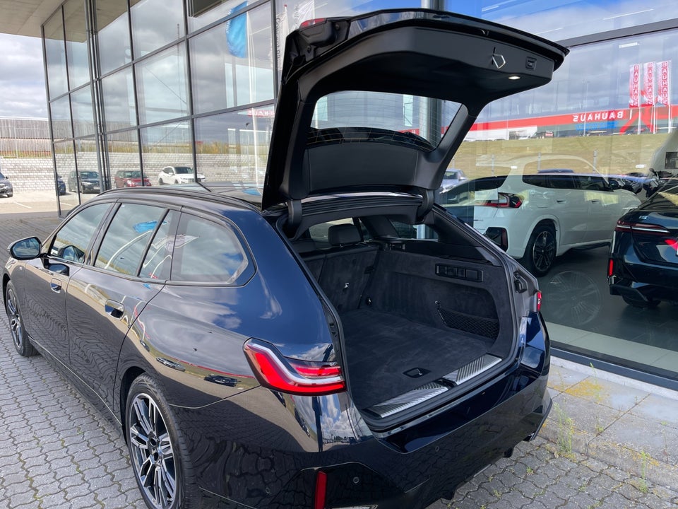 BMW i5 eDrive40 Touring M-Sport 5d