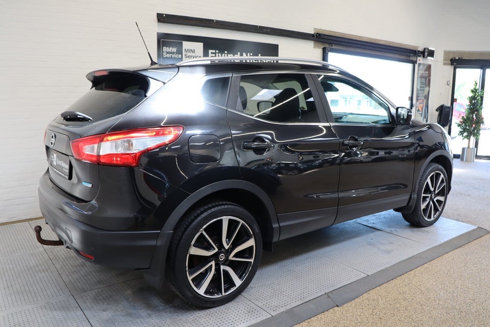 Nissan Qashqai 1,5 dCi 110 Tekna 5d