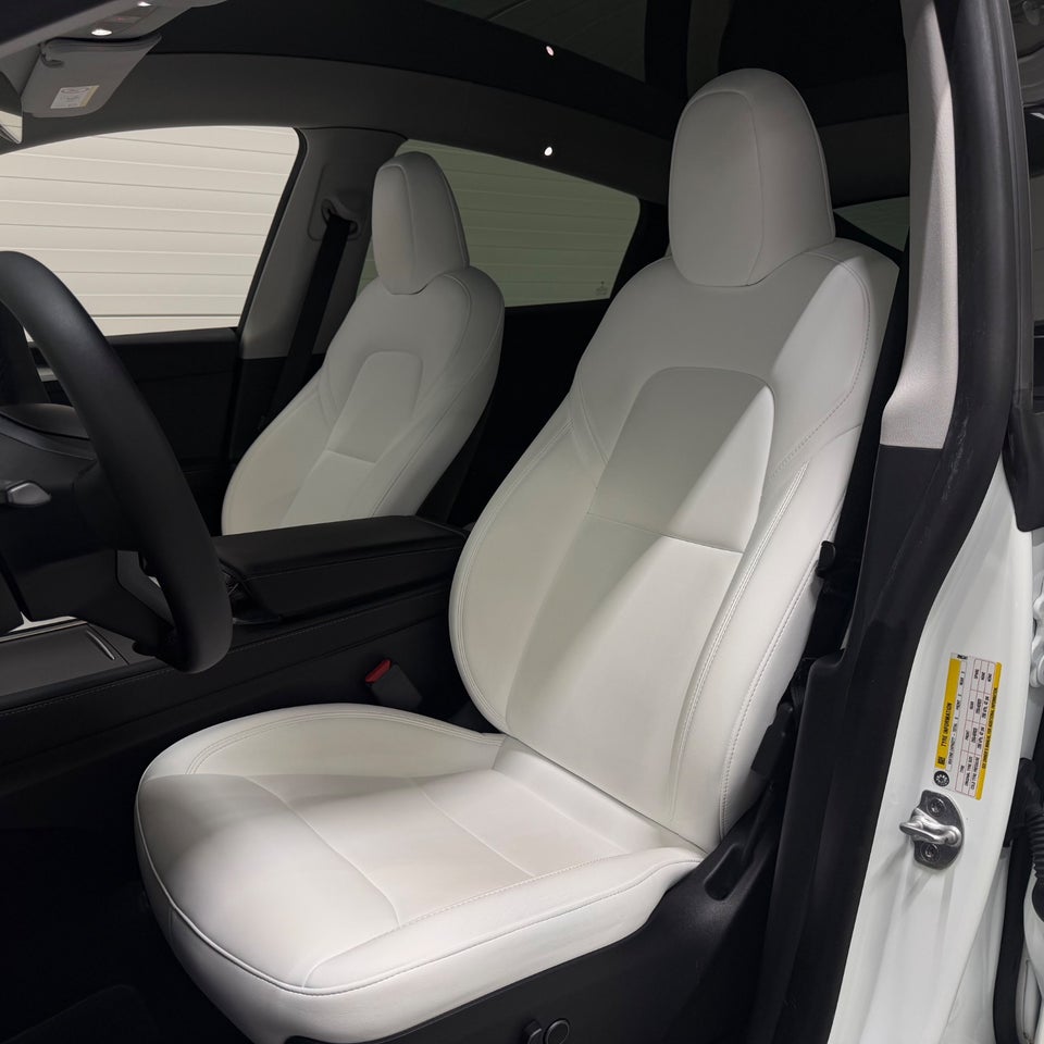 Tesla Model Y Long Range AWD 5d