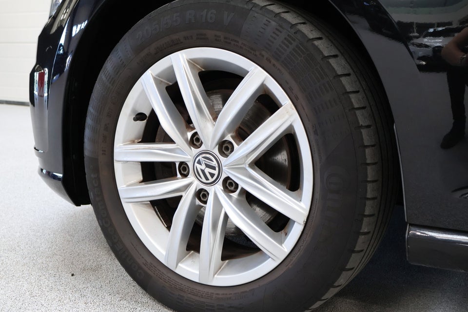 VW Golf VII 1,6 TDi 115 Comfortline Variant DSG 5d