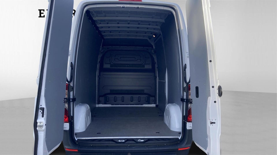 Mercedes Sprinter 215 2,0 CDi A2 Kassevogn aut. FWD