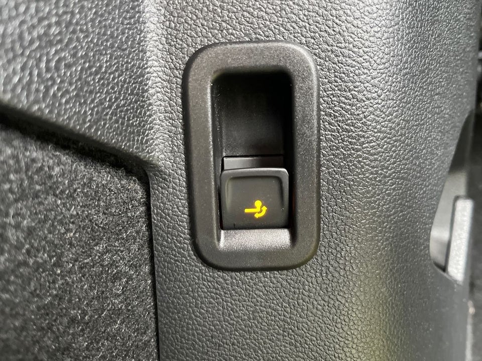 VW Golf VIII 1,4 eHybrid DSG 5d