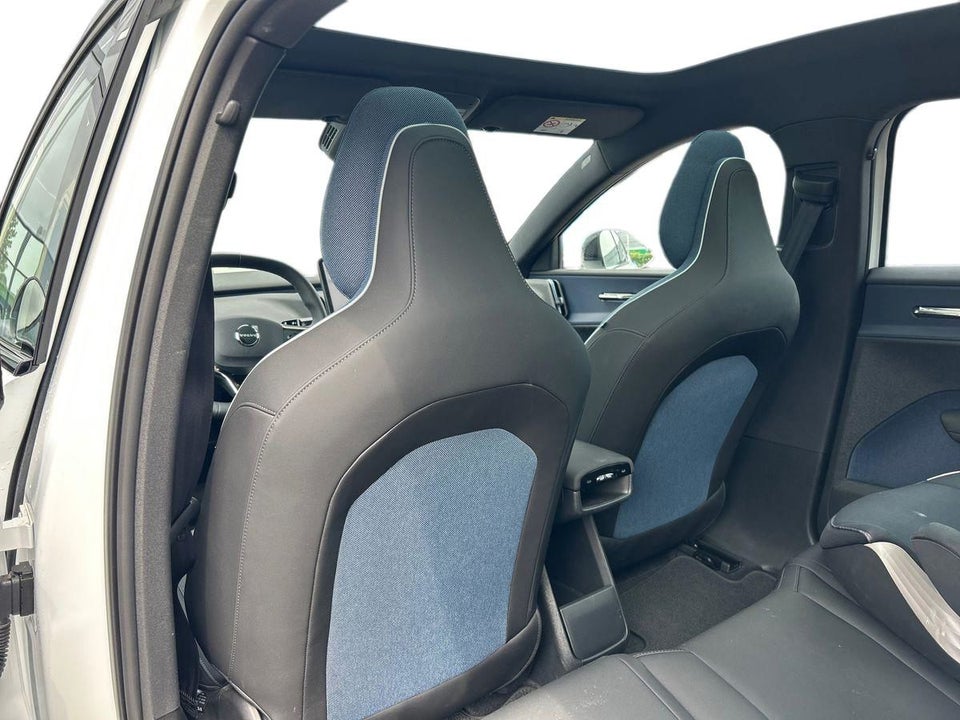 Volvo EX30 Extended Range Ultra 5d