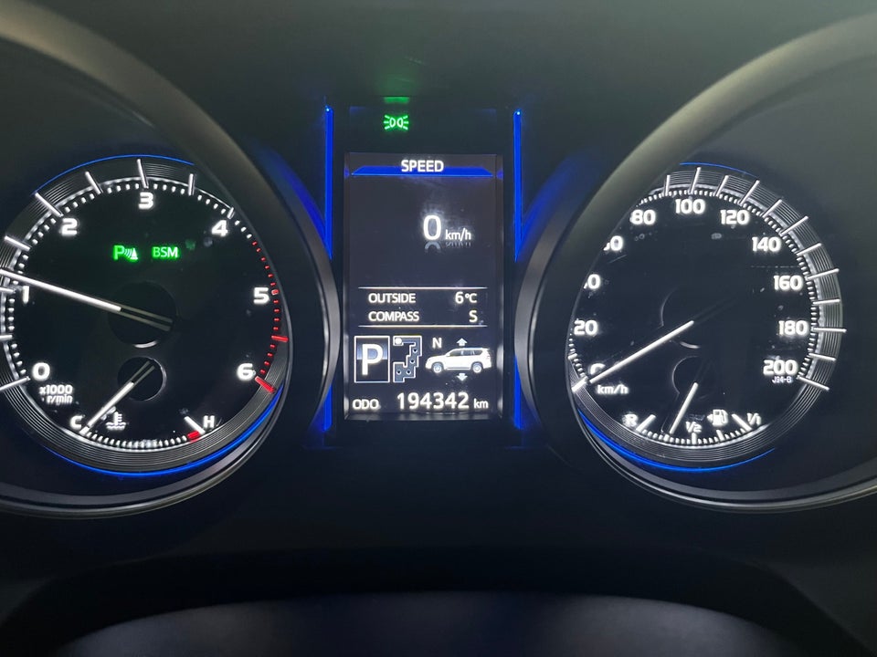 Toyota Land Cruiser 2,8 D-4D T4 aut. 7prs 5d