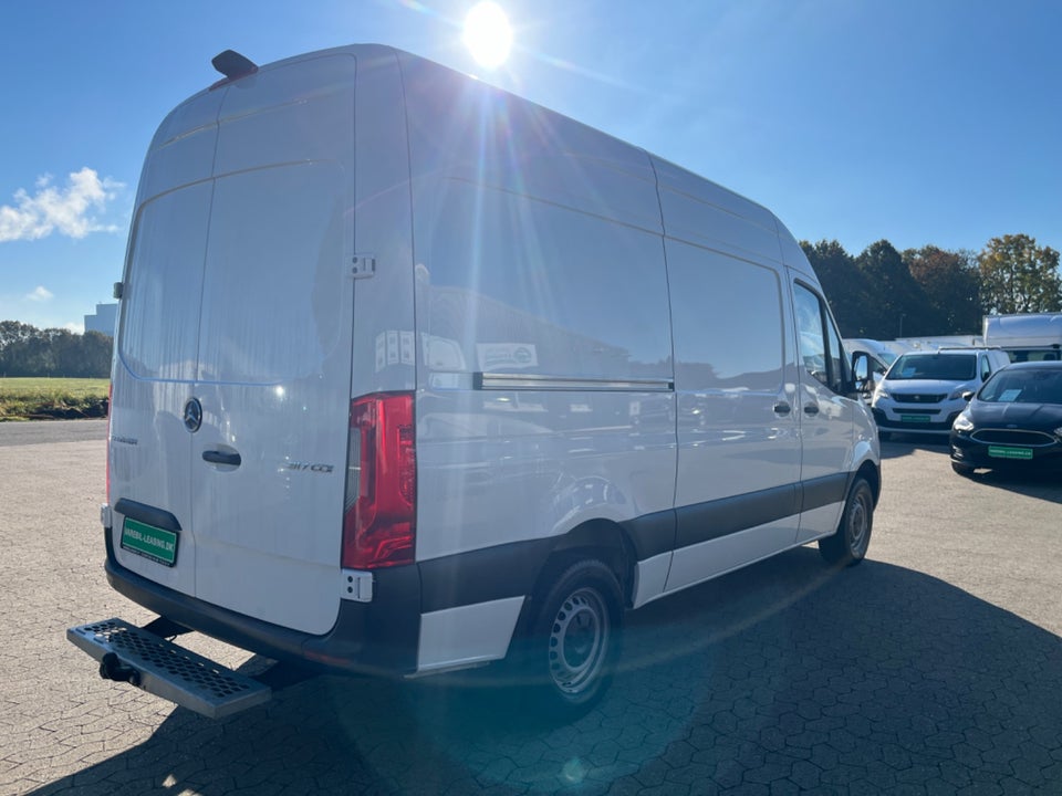 Mercedes Sprinter 317 2,0 CDi A2 Kassevogn aut. RWD