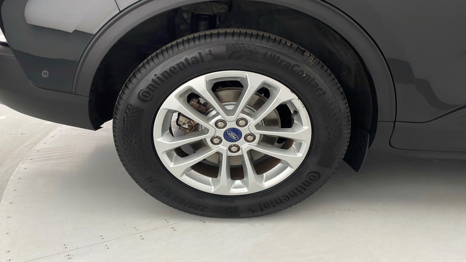 Ford Kuga 2,5 PHEV Titanium CVT 5d