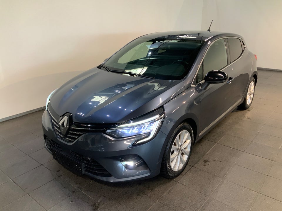 Renault Clio V 1,6 E-Tech Intens 5d