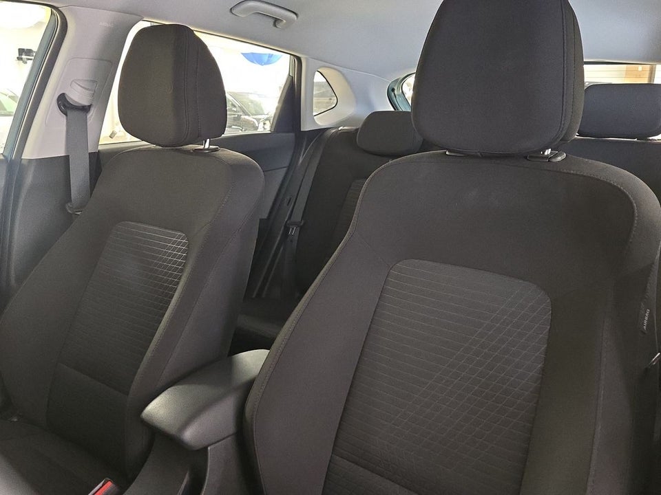 Hyundai i20 1,0 T-GDi Essential DCT 5d