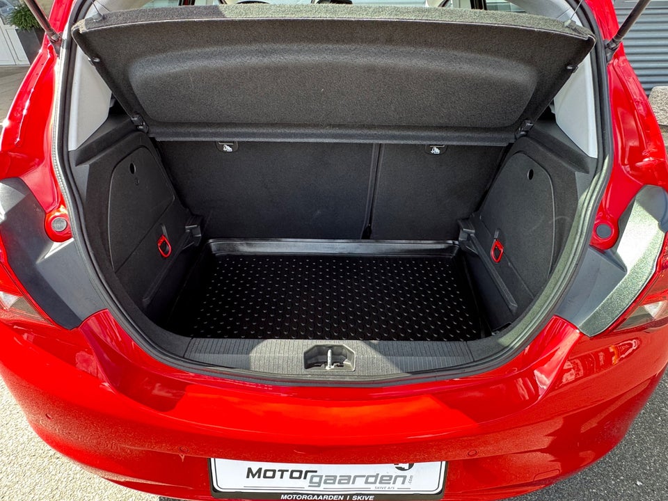 Opel Corsa 1,4 16V Impress 5d
