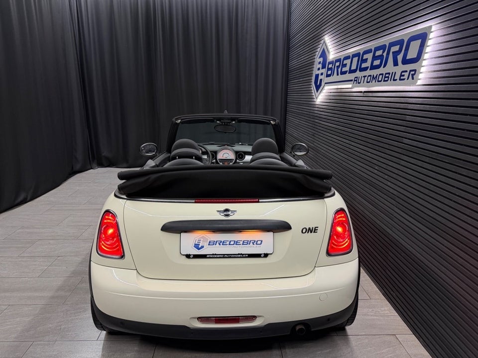 MINI One 1,6 Cabriolet aut. 2d