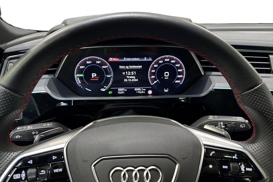 Audi Q8 e-tron 55 S-line quattro 5d