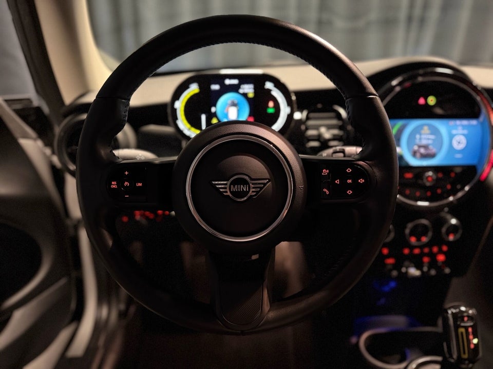 MINI Cooper SE Edition Premium 3d