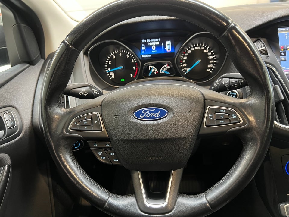 Ford Focus 1,0 SCTi 125 Titanium stc. 5d