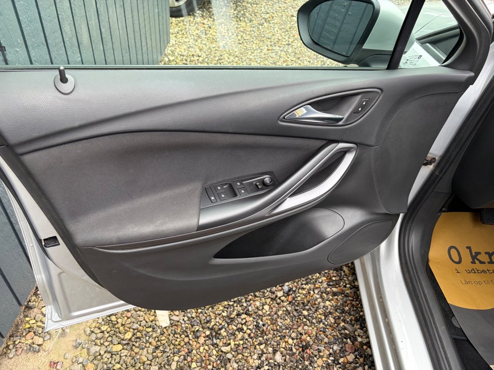 Opel Astra 1,0 T 105 Enjoy 5d