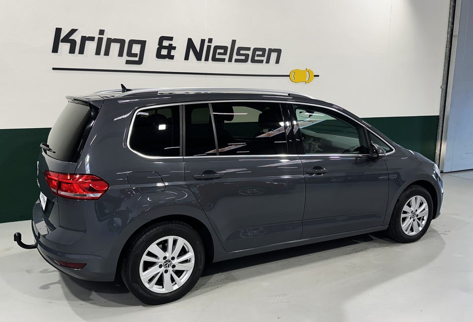 VW Touran 2,0 TDi 150 Highline DSG 7prs 5d