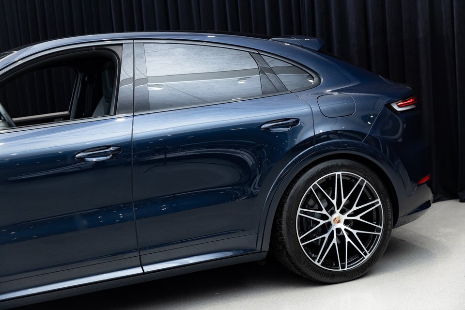 Porsche Cayenne 3,0 E-Hybrid Coupé Tiptr. 5d