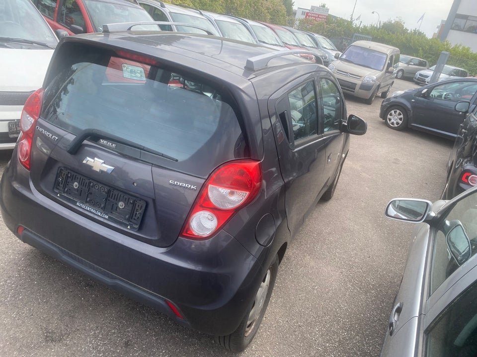 Chevrolet Spark 1,0 LS 5d