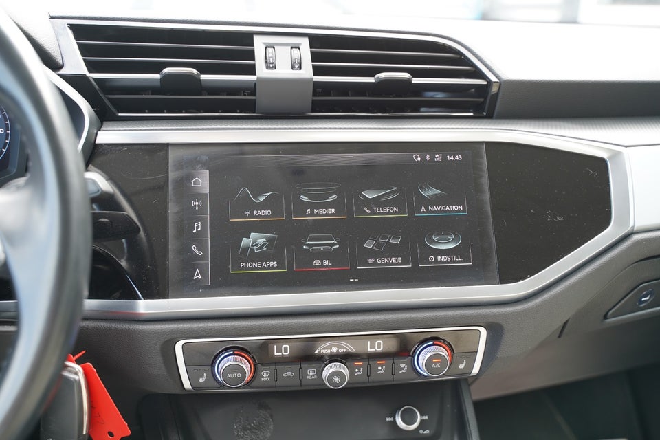 Audi Q3 35 TFSi Advanced Prestige S-tr. 5d