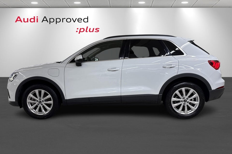 Audi Q3 45 TFSi e Attitude plus S-tr. 5d