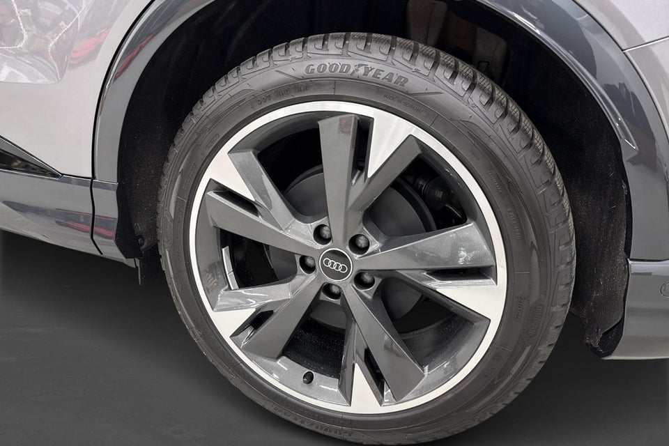 Audi Q4 e-tron 45 S-line Edition 5d