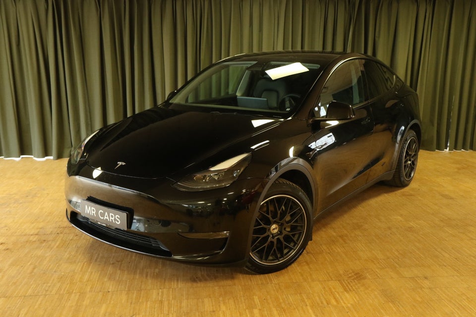 Tesla Model Y Long Range AWD 5d