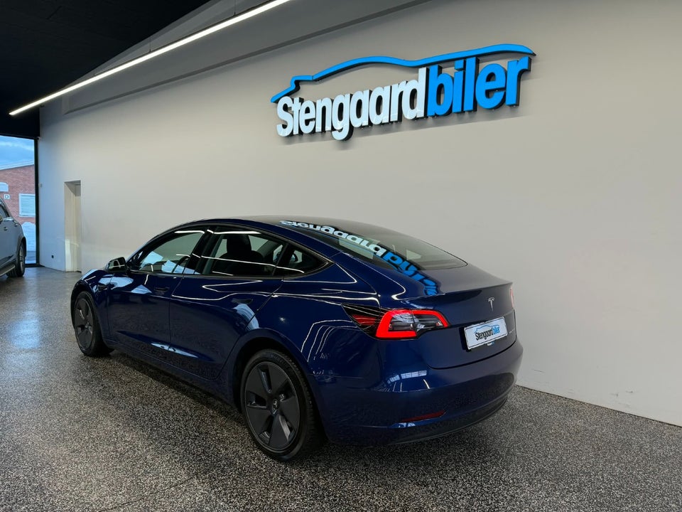 Tesla Model 3 Long Range AWD 4d