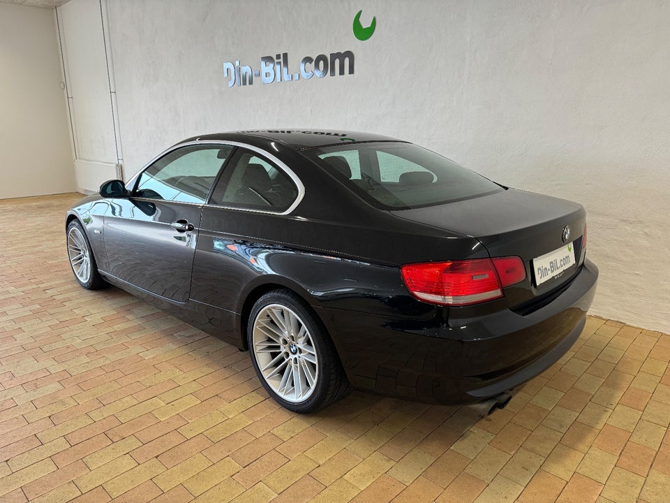 BMW 325i 3,0 Coupé Steptr. 2d