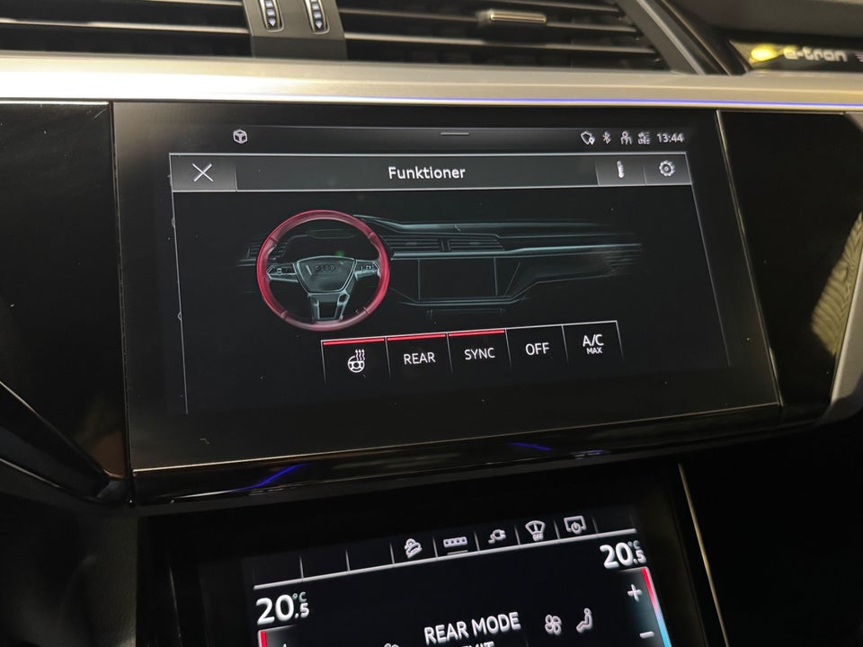 Audi e-tron 55 S-line Sportback quattro 5d