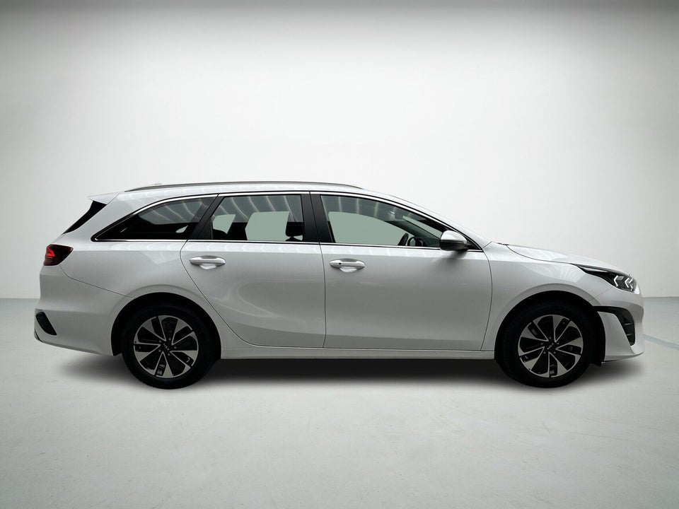 Kia Ceed 1,6 PHEV Prestige SW DCT 5d