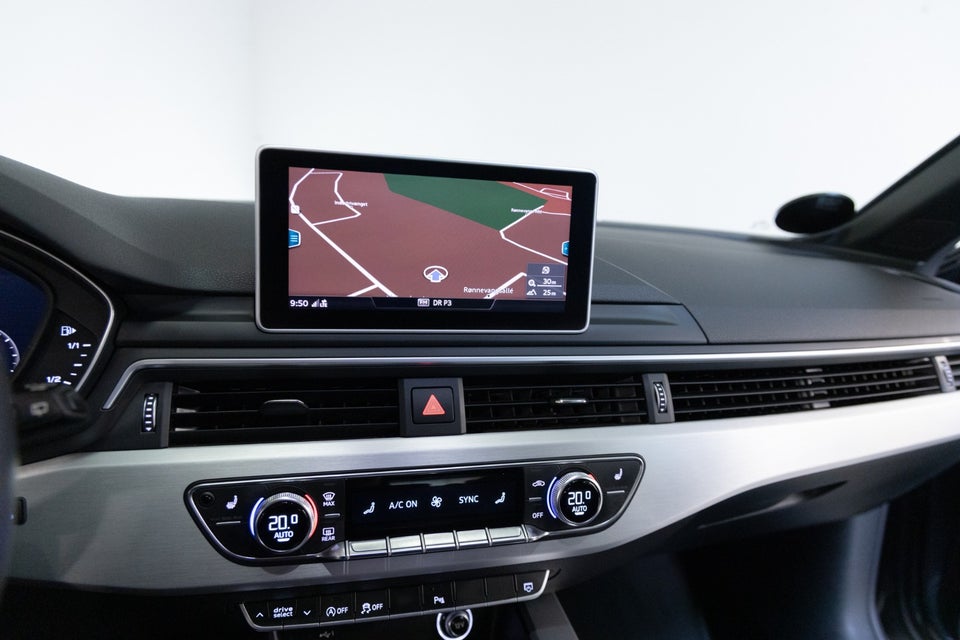 Audi A4 40 TFSi S-line Avant S-tr. 5d