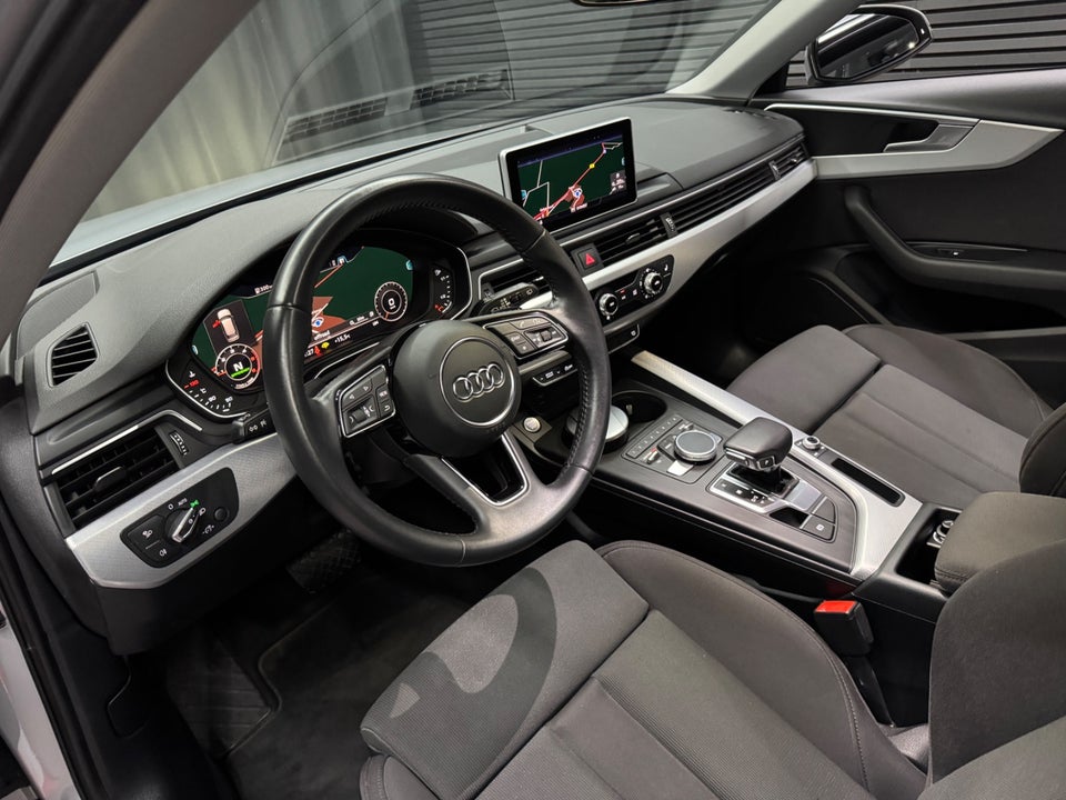 Audi A4 40 TDi S-line Avant S-tr. 5d