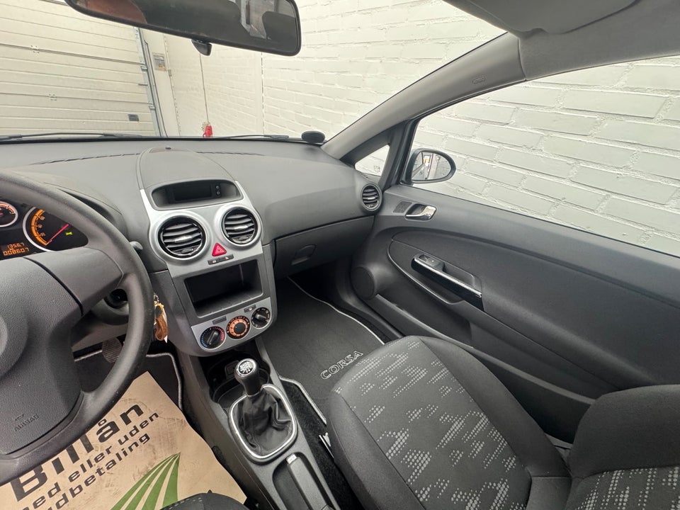 Opel Corsa 1,0 12V Enjoy 3d