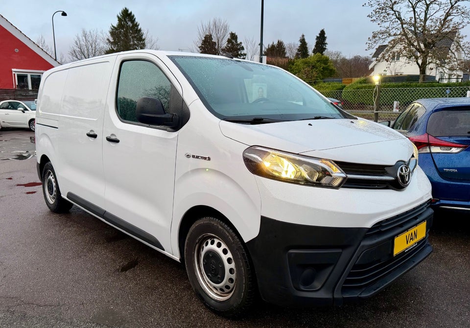 Toyota ProAce 75 Medium Comfort