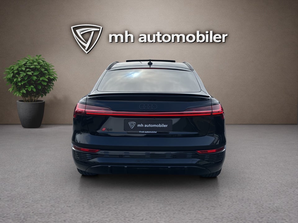 Audi Q8 e-tron 55 S-line Sportback quattro 5d