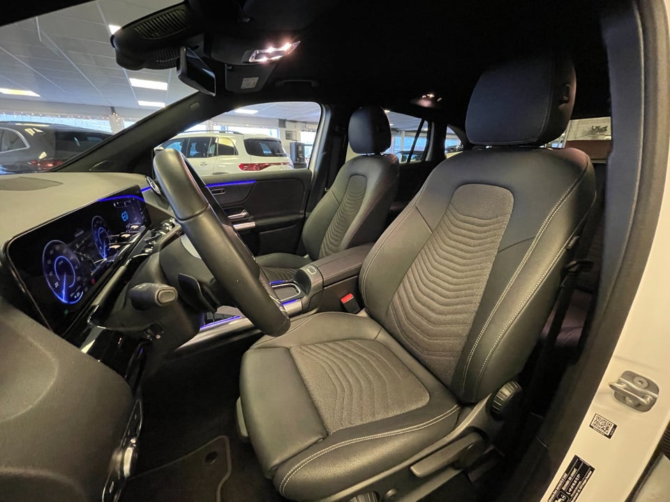 Mercedes EQA250+ Progressive 5d