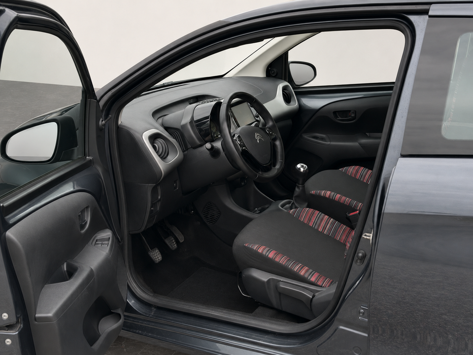 Citroën C1 1,2 PureTech Feel Complet 5d