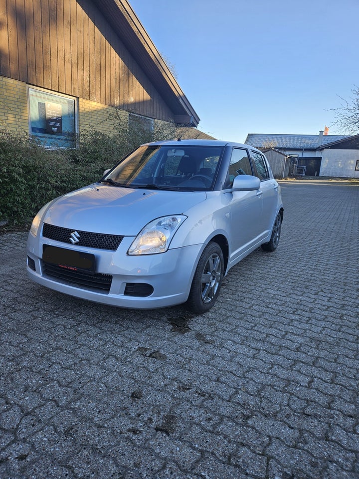 Suzuki Swift 1,5 GL-A 5d