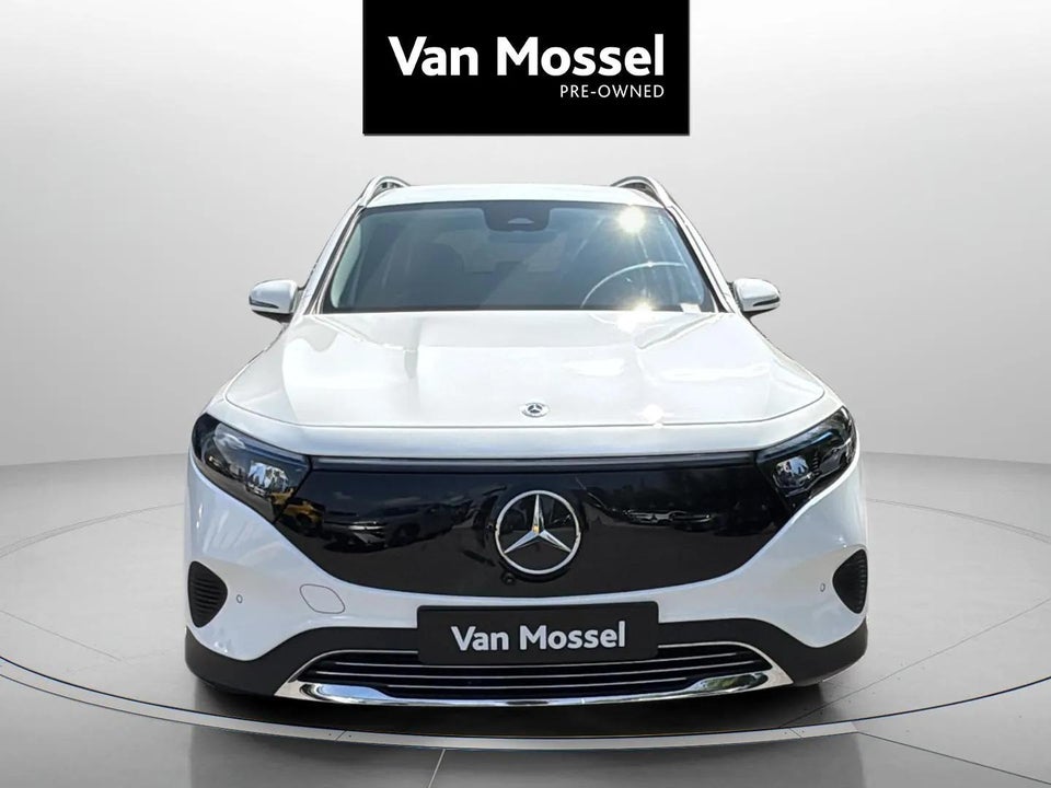 Mercedes EQB300 Progressive 4Matic 5d