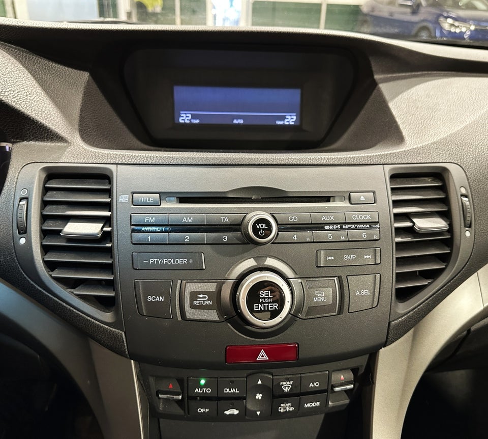 Honda Accord 2,2 i-DTEC Elegance 4d