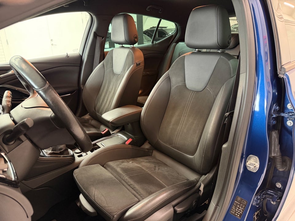 Opel Astra 1,2 T 145 Ultimate 5d